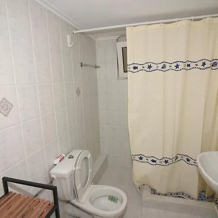 アパート Denaxas